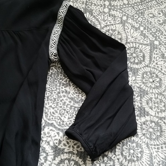 Madewell Top - Picture 3 of 3